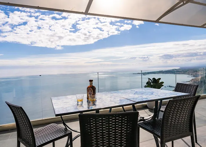 Horizonte Luxury * تاورمينا