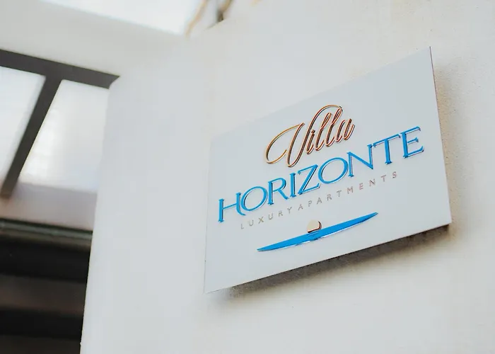 Horizonte Luxury تاورمينا