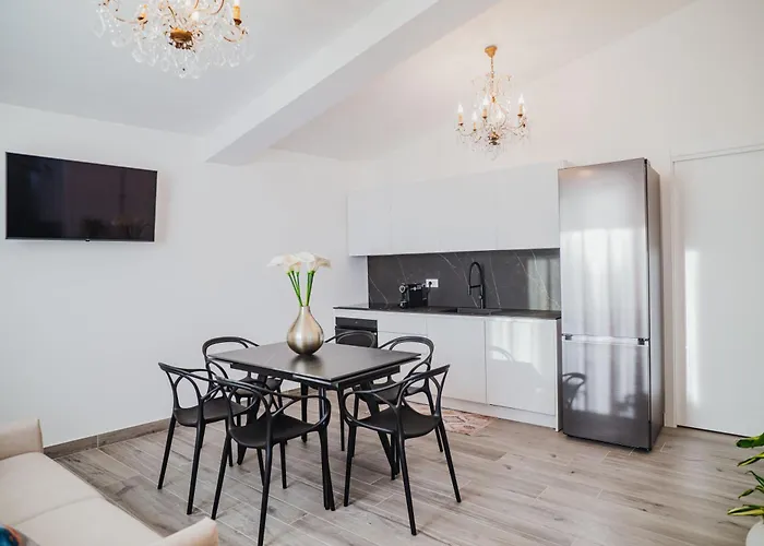 Horizonte Luxury تاورمينا